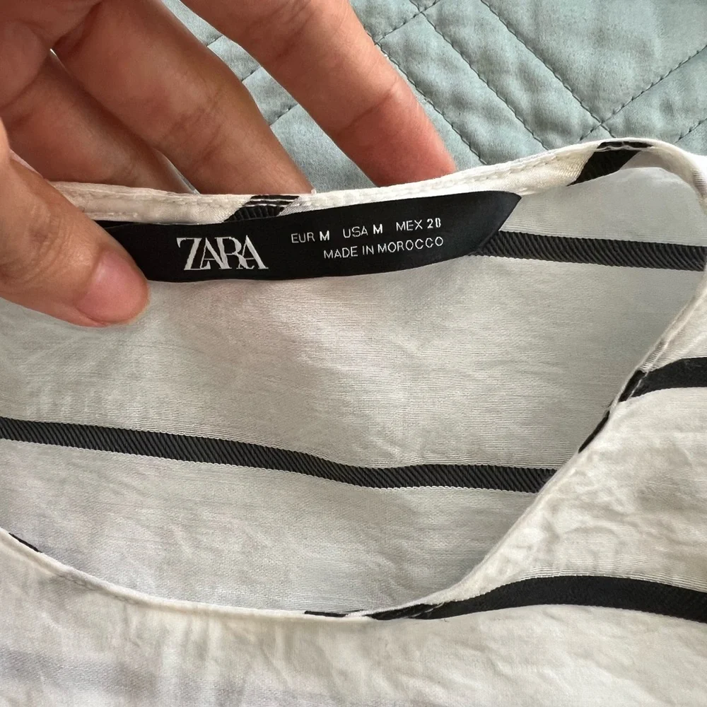 NWT Zara Puff Short Sleeve Top Blouse Medium